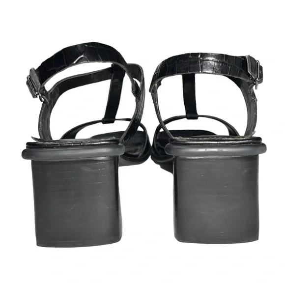 BANDOLINO *Vintage* (EUC) Kendra Black Leather T Strap Sandals, Size 9.5 - Picture 4 of 12